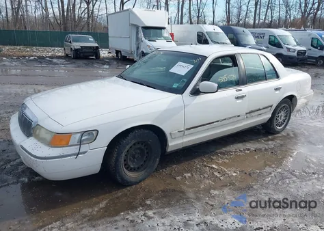2002 Mercury Grand Marquis Gs z USA, uszkodzony, nr VIN 2MEFM74W92X653712